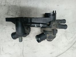 Volkswagen Touran I Termostato/alloggiamento del termostato 03C121026H