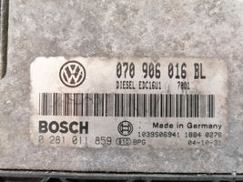 Volkswagen Touareg I Moottorin ohjainlaite/moduuli 070906016BL