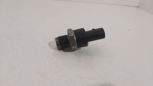 Volkswagen Touareg I Fuel pressure sensor 0281002691