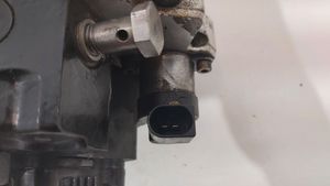 Volkswagen Touareg I Pompe d'injection de carburant à haute pression 059130755E800