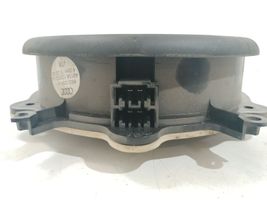 Audi A4 S4 B6 8E 8H Altoparlante portiera anteriore 8E0035411