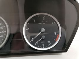 BMW 5 E60 E61 Compteur de vitesse tableau de bord 62116937618