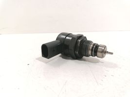 BMW 7 E65 E66 Fuel pressure regulator 0281002481