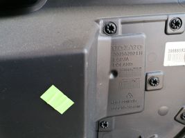 Volvo V50 Front door card panel trim 30755292