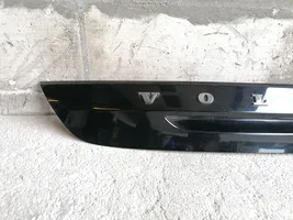 Volvo V40 Rivestimento portellone 01042057014