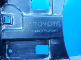 Toyota Yaris Cross Poprzeczka zderzaka przedniego 526180D180