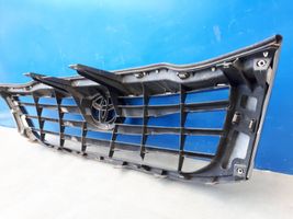 Toyota Hilux (AN10, AN20, AN30) Front bumper upper radiator grill 531110K480