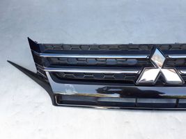 Mitsubishi Space Star Grille calandre supérieure de pare-chocs avant 7450B351