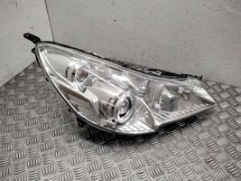 Subaru Legacy Lampa przednia 