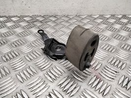 Volvo V70 Staffa/supporto di montaggio della marmitta 09186408