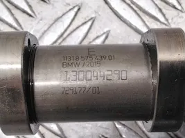 BMW X5 F15 Wałek rozrządu 8575439