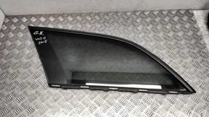 Mercedes-Benz E W212 Fenêtre latérale avant / vitre triangulaire A2126702500