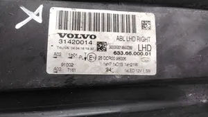 Volvo V70 Faro/fanale 31420014