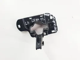 Seat Leon (1P) Uchwyt dyszy spryskiwacza reflektorów 