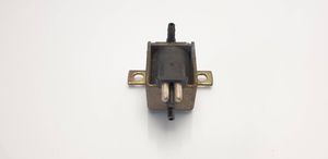 Mercedes-Benz E W124 Solenoidinis vožtuvas 0015408697