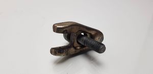 Renault Scenic II -  Grand scenic II Fuel Injector clamp holder 