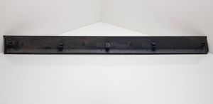 Volkswagen PASSAT B3 Rivestimento della portiera anteriore (modanatura) 357853516