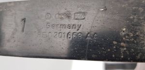 Volkswagen PASSAT B5 Uchwyt / Mocowanie zbiornika paliwa 8E0201653AA