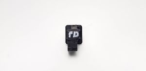 Mercedes-Benz C W202 Sensor de la puerta delantera 2028202110