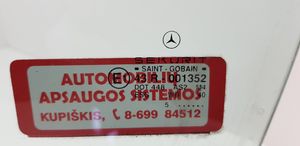 Mercedes-Benz C W202 Pagrindinis priekinių durų stiklas (keturdurio) 43R001252