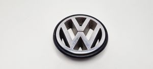 Volkswagen PASSAT B4 Moulure de porte avant 321853601B