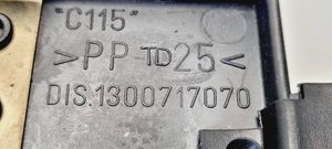 Peugeot Boxer Pokrywa skrzynki bezpieczników 1300717070