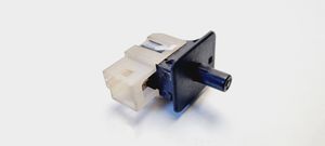 Mercedes-Benz E W210 Sensore portiera anteriore 2028209410