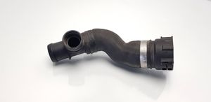 Volkswagen Scirocco Tuyau de liquide de refroidissement moteur 4F0122293C