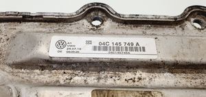 Volkswagen Golf VII Välijäähdyttimen jäähdytin 04C145749A