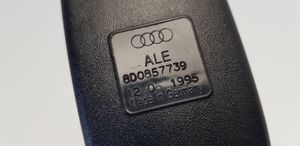 Audi A4 S4 B5 8D Fibbia della cintura di sicurezza centrale (posteriore) 8D0857739