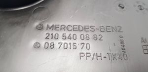 Mercedes-Benz E W210 Coperchio scatola dei fusibili 2105400882
