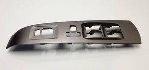 Toyota Prius (XW20) Rivestimento pulsantiera finestrino della portiera anteriore 7423247070