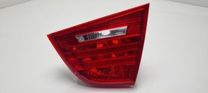 BMW 3 E90 E91 Lampy tylnej klapy bagażnika 7289428