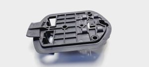 Mercedes-Benz CLK A209 C209 Staffa supporto del triangolo d’emergenza 2118900814