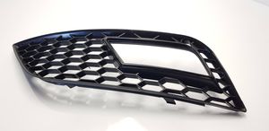 Audi A4 S4 B8 8K Grille inférieure de pare-chocs avant 