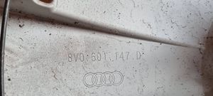 Audi A3 S3 8V R16-pölykapseli 8V0601147D