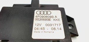 Audi A4 S4 B7 8E 8H Polttoaineen ruiskutuspumpun ohjainlaite/moduuli 4F0906093A