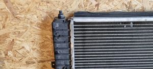 Volkswagen PASSAT B5.5 Radiateur de refroidissement 8D0121100