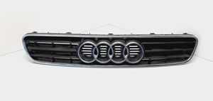 Audi A3 S3 8L Grotelės priekinės 8L0807683