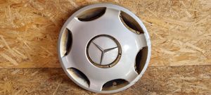 Mercedes-Benz C W202 Mozzo/copricerchi/borchia della ruota R15 2024010024