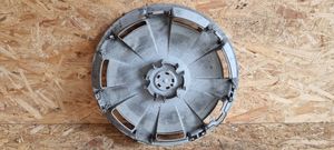 Audi A4 S4 B7 8E 8H R 16 riteņa dekoratīvais disks (-i) 8V0601147C