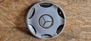 Mercedes-Benz C W202 Mozzo/copricerchi/borchia della ruota R15 2024010024