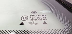 Volkswagen PASSAT B5 Takasivuikkuna/-lasi 