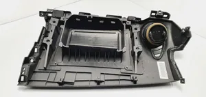 Mazda 3 I Panelės apdailos skydas (šoninis) BP4K60350