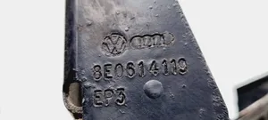 Volkswagen PASSAT B5 Soporte para la bomba de ABS 8E0614119