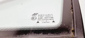 Seat Alhambra (Mk1) Szyba przednia karoseryjna trójkątna 43R001100