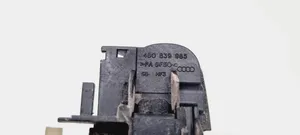 Audi A4 S4 B6 8E 8H Klamka zewnętrzna drzwi tylnych 4B0839885