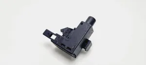 Skoda Octavia Mk1 (1U) Rokas bremzes sensors 1J0947561