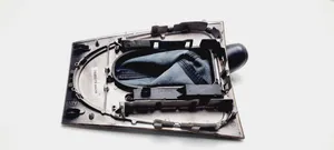 Mercedes-Benz E W211 Ātrumu pārslēgšanas sviras dekoratīvā apdare (āda, uzgalis) A2115420426