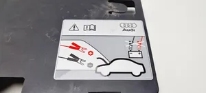 Audi A6 S6 C6 4F Pokrywa skrzynki akumulatora 4F0915429C